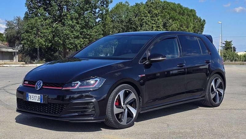 Usata VW Golf VII GTI 245 CV (180 kW) 2017 Berlina