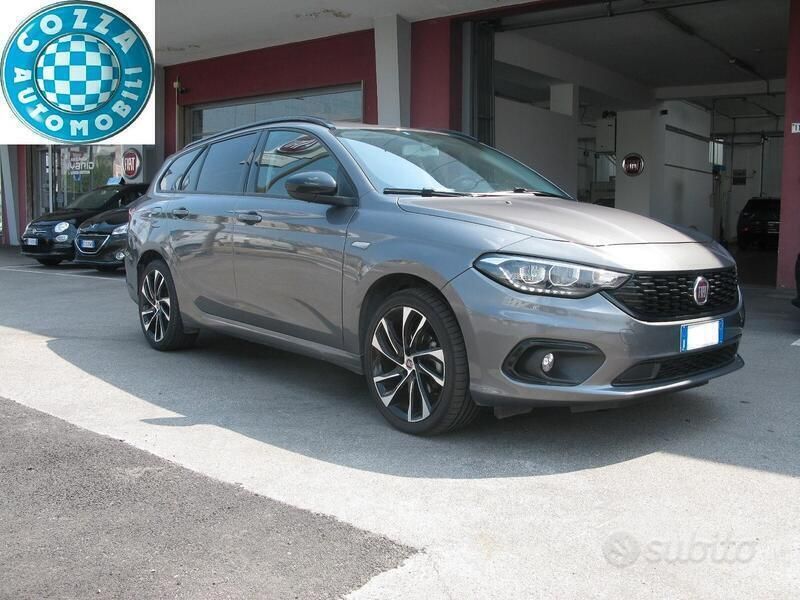 Grigio Usata 2019 Fiat Tipo S Station wagon | 15.000 € (Molto cara) - Immagine 1/4