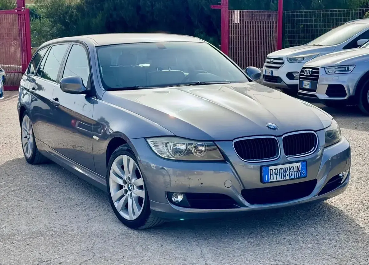 Usata BMW 320 M Sport 177 CV (130 kW) 2009 Argento Berlina