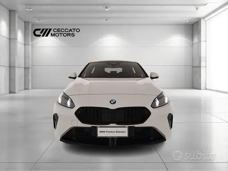 Usata BMW 120 M Sport 163 CV (119 kW) 2025 Bianco Utilitaria