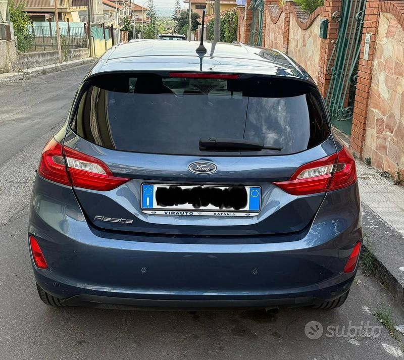 Usata Ford Fiesta Titanium 86 CV (63 kW) 2019 Blu Utilitaria