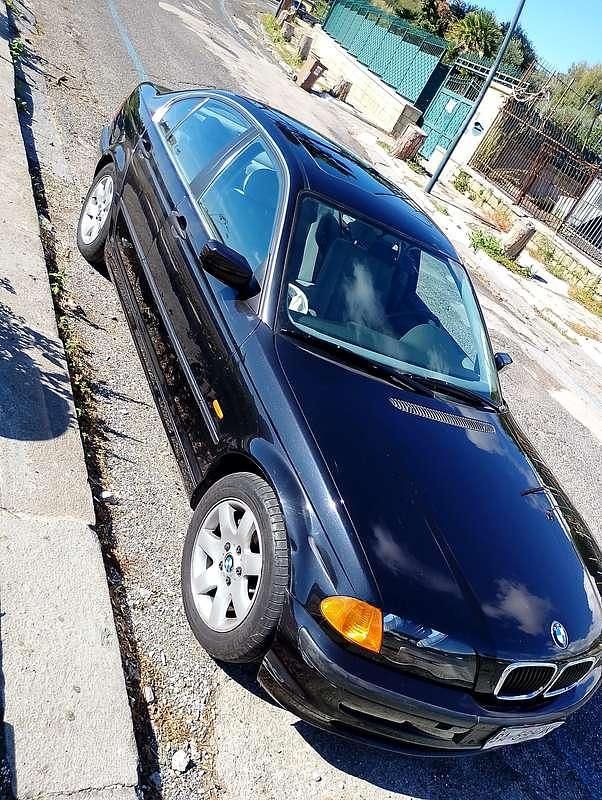 Usata BMW 318 118 CV (86 kW) 1998 Nero Berlina