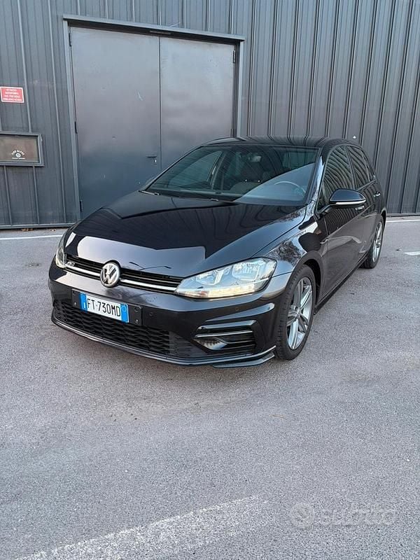 Usata VW Golf VII R-line 116 CV (85 kW) 2019 Nero Berlina
