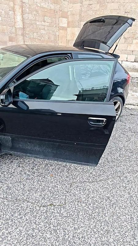 Usata Audi A3 105 CV (77 kW) 2011 Nero Utilitaria