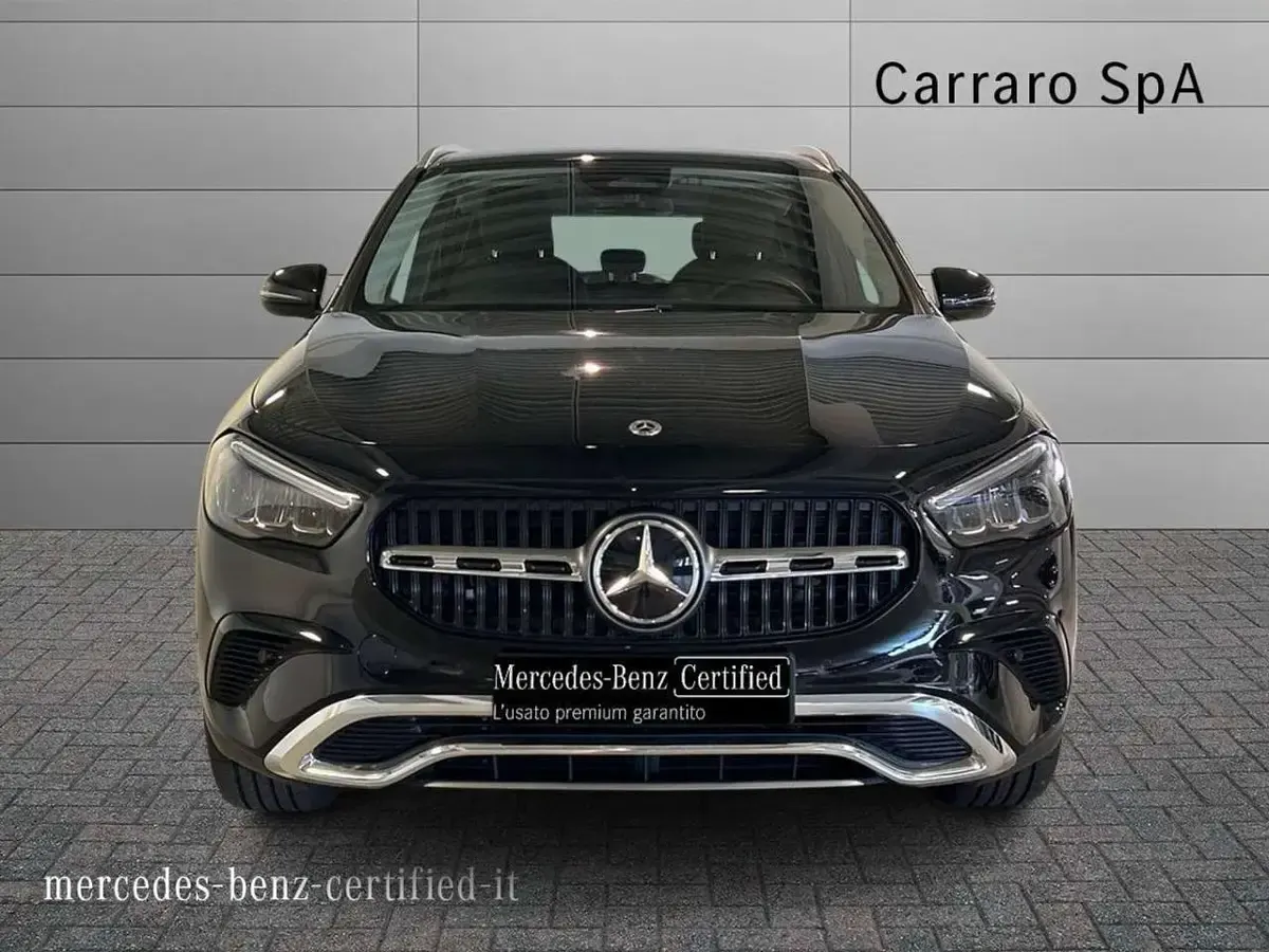 Usata Mercedes GLA180 Advanced 136 CV (100 kW) 2025 Nero metallizzato SUV