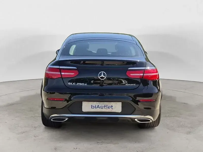 Usata Mercedes GLC250 Premium 204 CV (150 kW) 2018 Nero Coupé