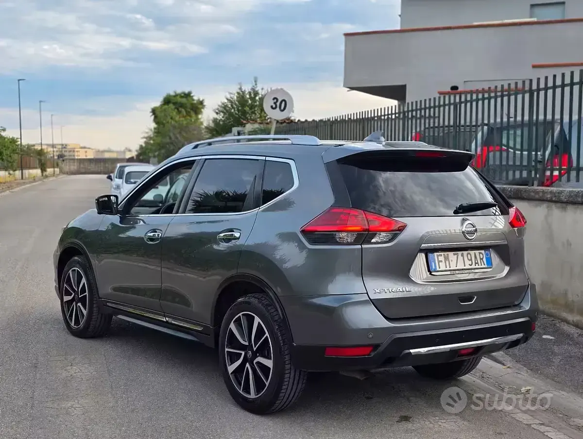 Usata Nissan X-Trail 177 CV (130 kW) 2018 Grigio SUV