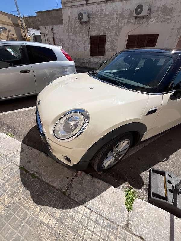 Usata Mini Cooper D Clubman 150 CV (110 kW) 2016 Station wagon
