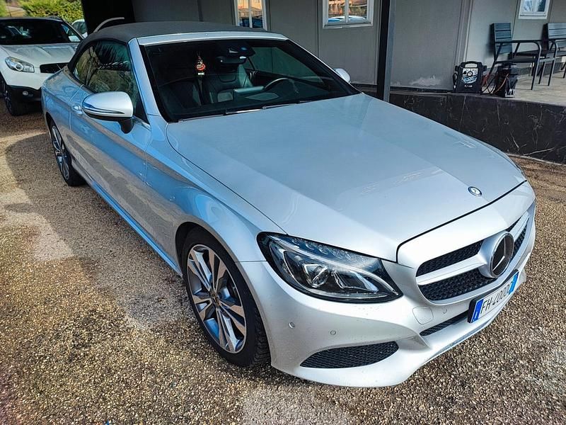 Usata Mercedes C220 Premium Plus 170 CV (125 kW) 2017 Argento Cabrio
