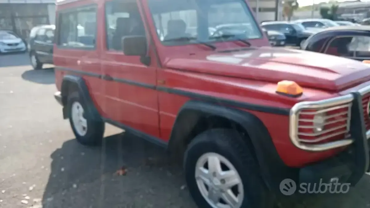 Usata Mercedes G250 113 CV (83 kW) 1991 Rosso SUV