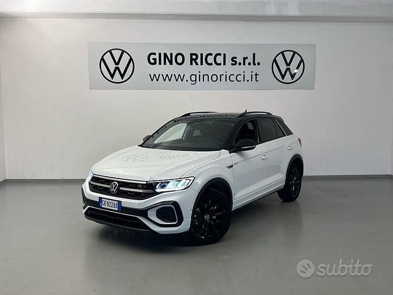Bianco Usata 2023 VW T-Roc R-line SUV | 22.900 € (Cara) - Immagine 1/4