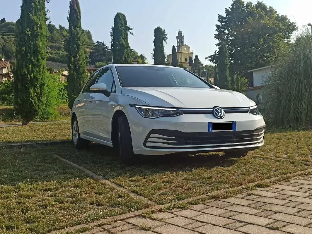 Usata VW Golf VII Life 150 CV (110 kW) 2020 Bianco Berlina