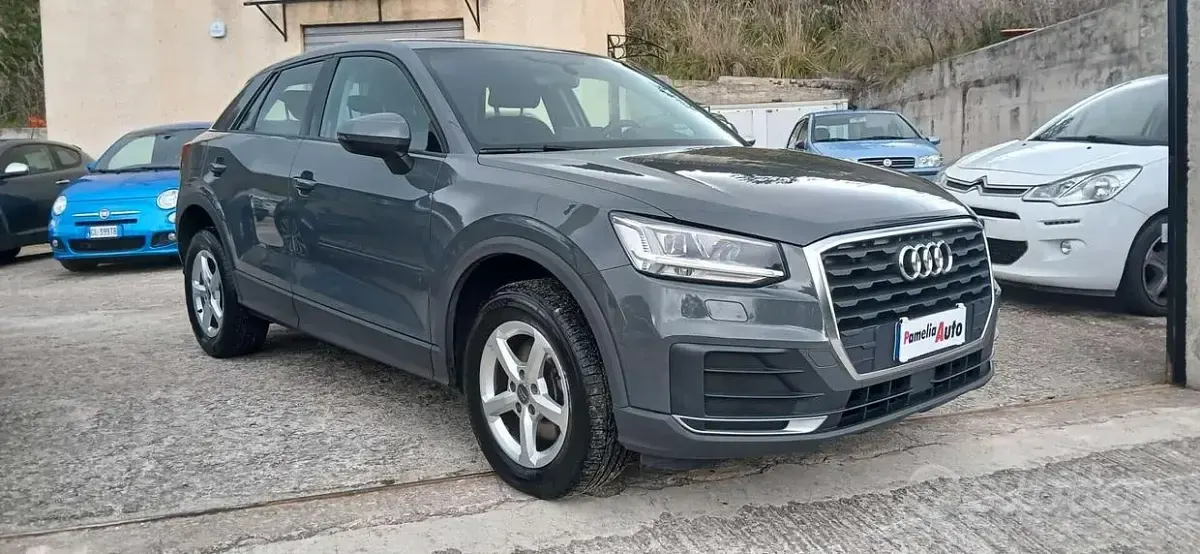 Usata Audi Q2 150 CV (110 kW) 2020 Grigio SUV