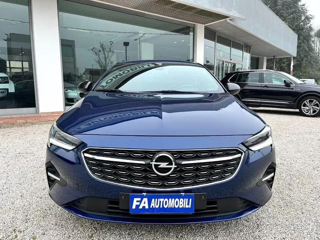 Usata Opel Insignia Sport 122 CV (89 kW) 2021 Bluazzurro Berlina