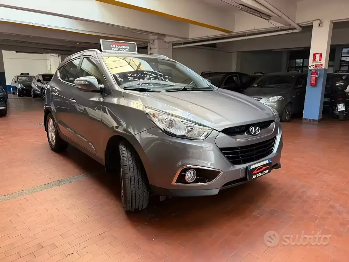 Usata Hyundai ix35 135 CV (99 kW) 2013 Grigio SUV