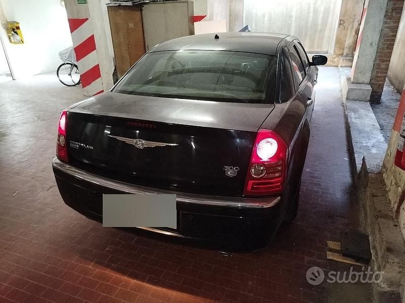 Usata Chrysler 300C 2008 Nero Berlina