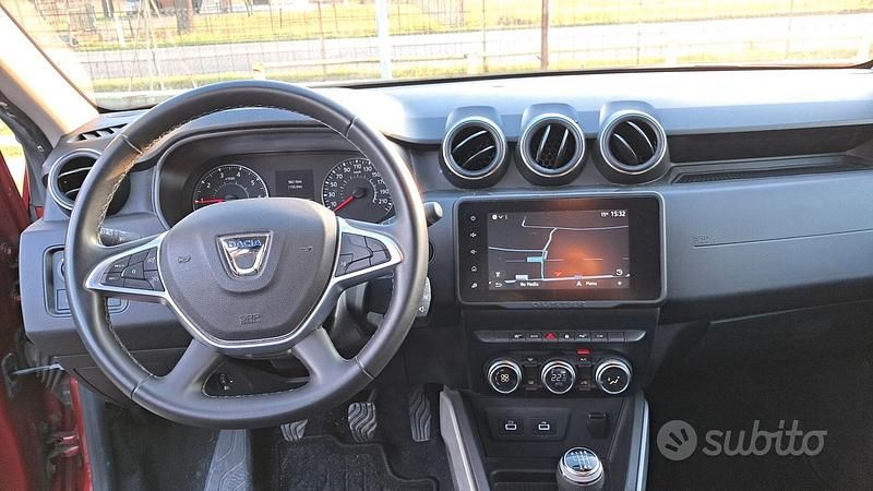 Usata Dacia Duster Prestige 101 CV (74 kW) 2022 Rosso SUV