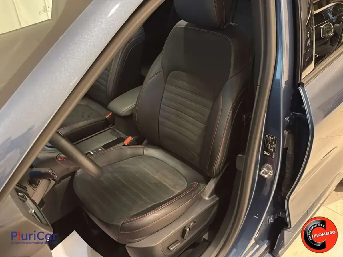 Usata Ford Kuga ST-Line X 150 CV (110 kW) 2020 Blu/azzurro SUV