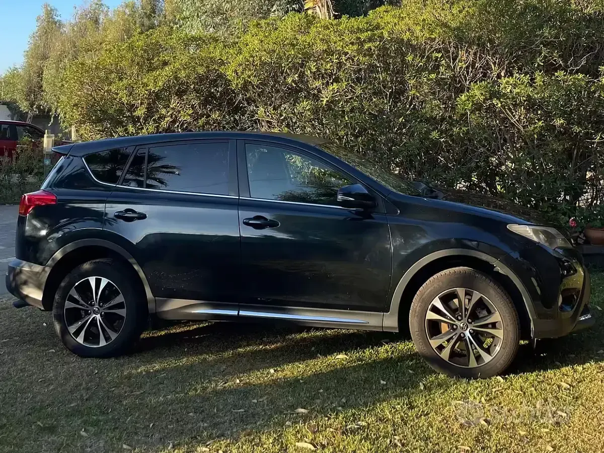 Usado Toyota RAV4 124 CV (91 kW) 2015 SUV