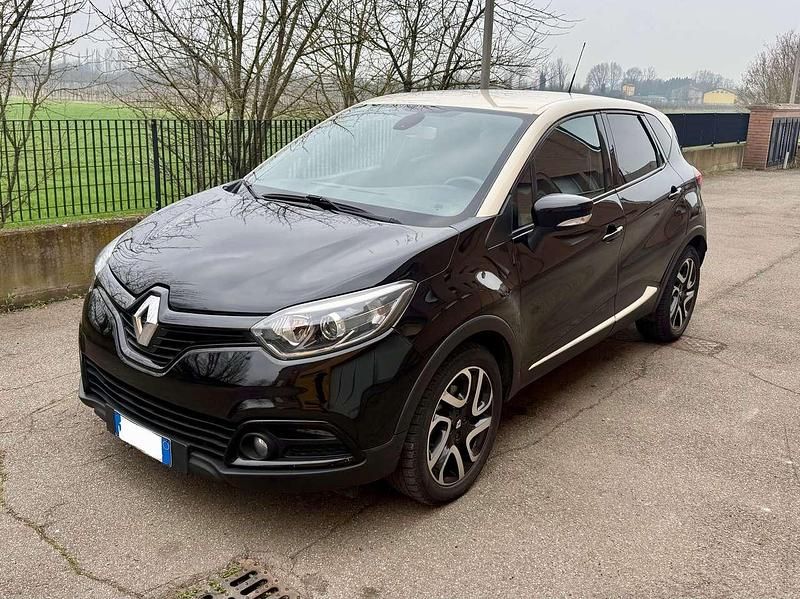 Usata Renault Captur 90 CV (66 kW) 2013 Nero SUV