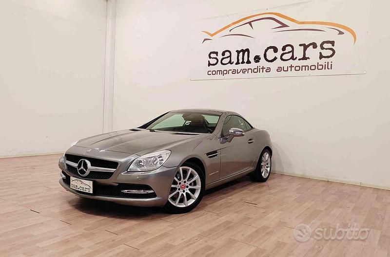 Gebraucht Mercedes SLK200 185 PS (136 kW) 2011 Grau Cabrio