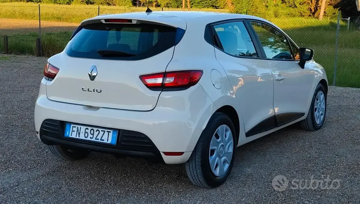 Usata Renault Clio IV 75 CV (55 kW) 2018 Bianco Berlina