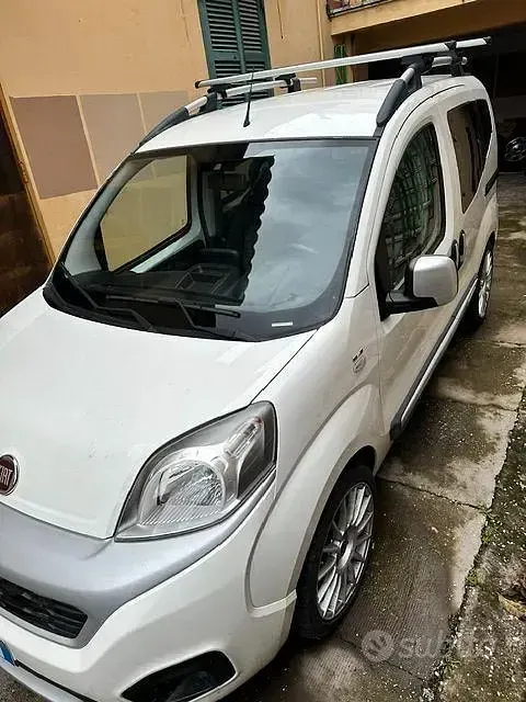 Usata Fiat Qubo Trekking 95 CV (69 kW) 2017 Bianco Monovolume