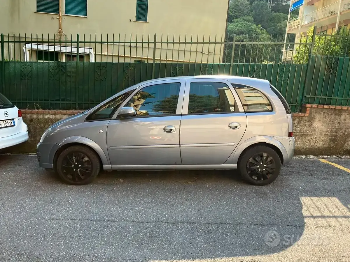 Usata Opel Meriva 75 CV (55 kW) 2007 Grigio Monovolume