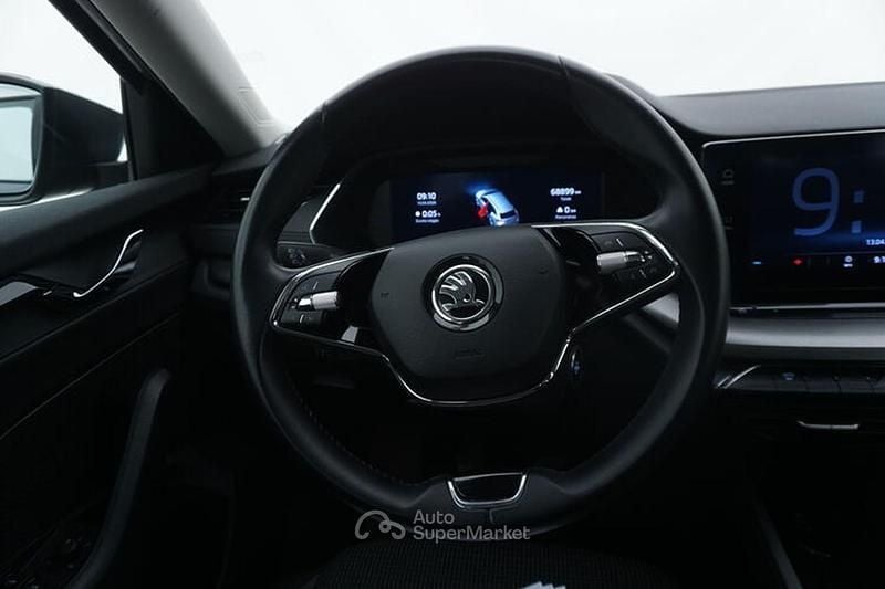 Usata Skoda Octavia 116 CV (85 kW) 2022 Gray Station wagon