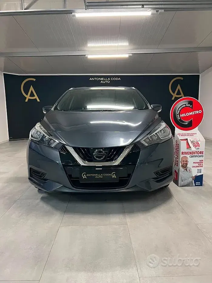 Usata Nissan Micra Visia+ 90 CV (66 kW) 2018 Grigio Utilitaria