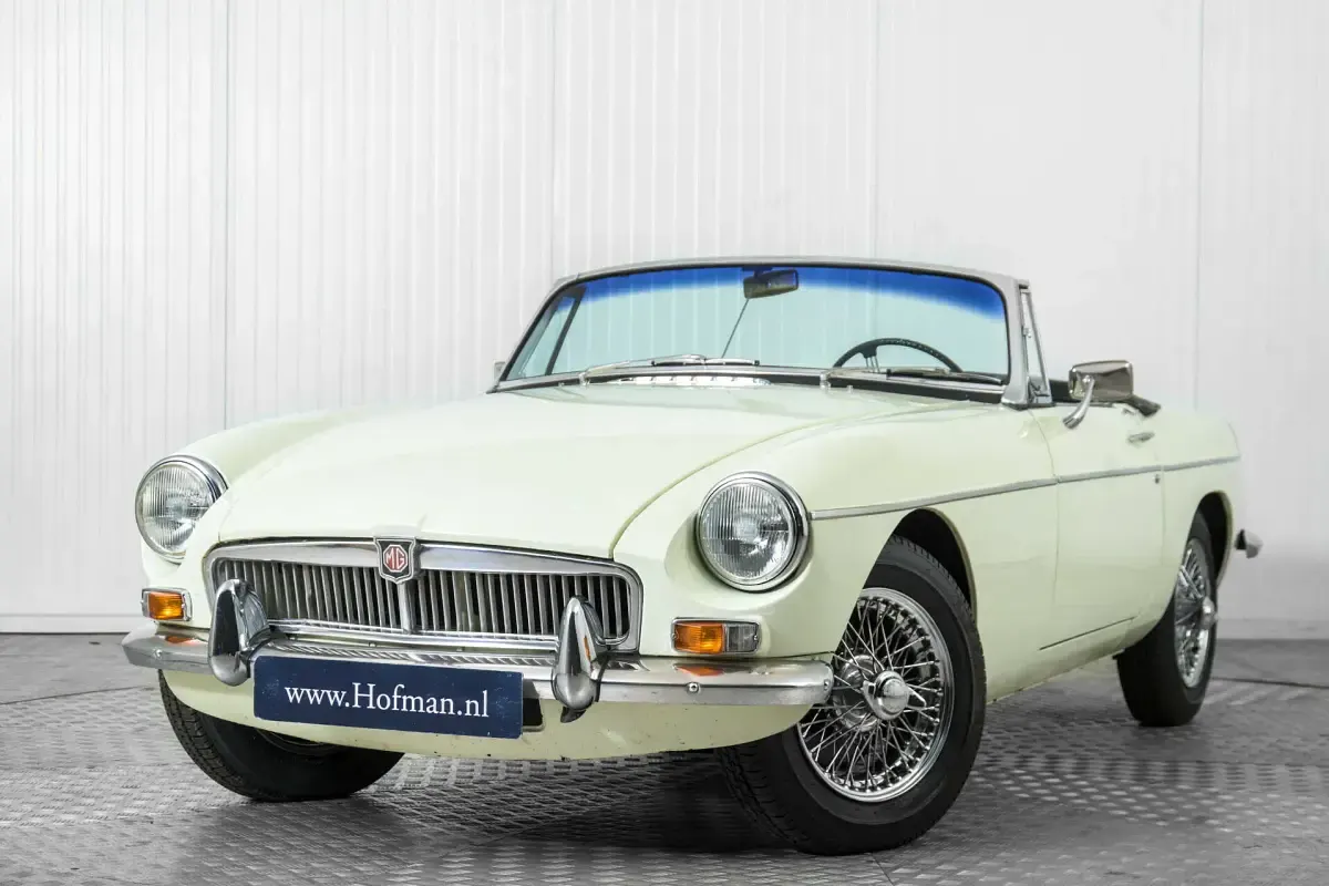 Usata MG B 96 CV (70 kW) 1968 Bianco Cabrio
