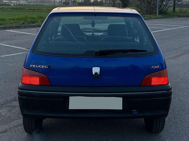 Usata Peugeot 106 50 CV (36 kW) 1997 Blu/azzurro Utilitaria