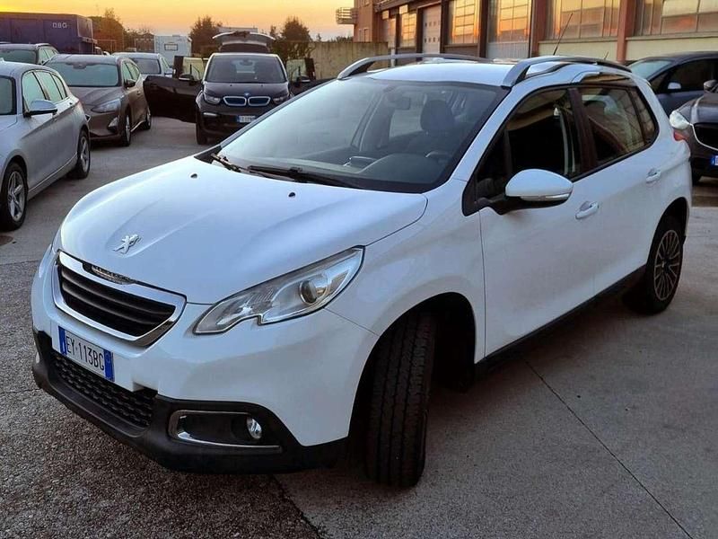 Usata Peugeot 2008 Active 68 CV (50 kW) 2014 Bianco SUV