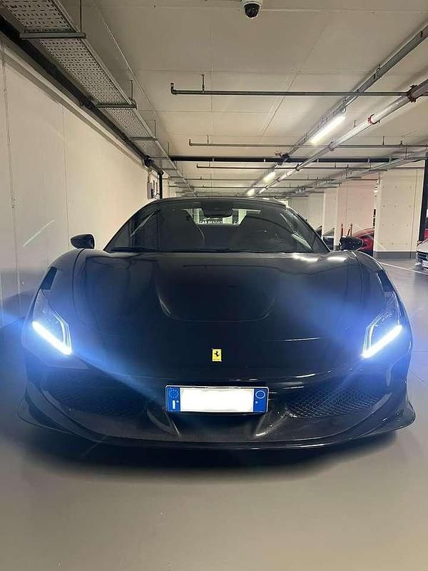 Usata Ferrari F8 721 CV (530 kW) 2022 Nero Cabrio