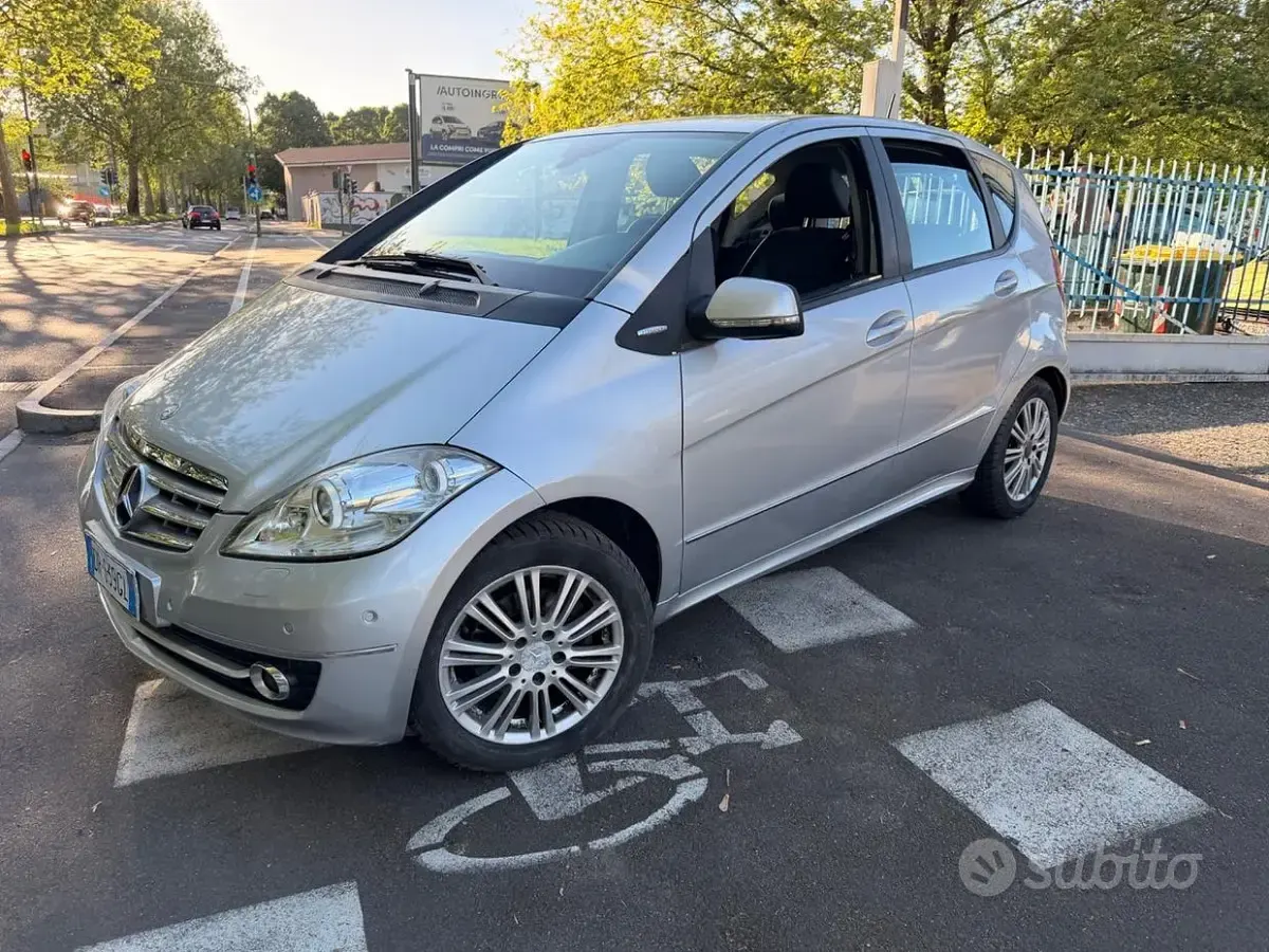 Usata Mercedes A150 Avantgarde 95 CV (69 kW) 2008 Grigio Berlina
