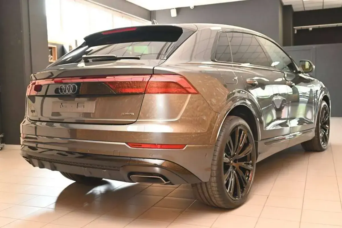 Nuova Audi Q8 Ambiente 286 CV (210 kW) 2026 Grigio daytona/pelle rs plus SUV