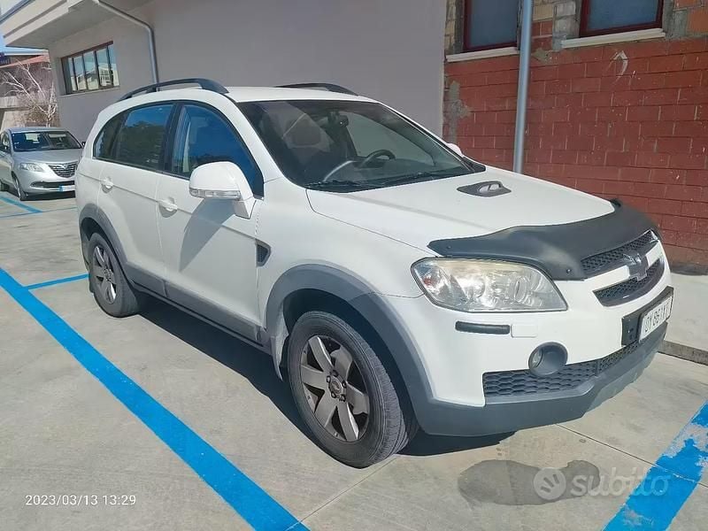 Usata Chevrolet Captiva 136 CV (100 kW) 2009 SUV