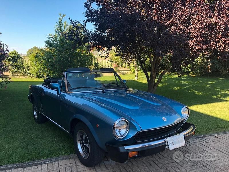 Usata 1970 Fiat 124 Spider Cabrio | 19.500 € - Immagine 1/4