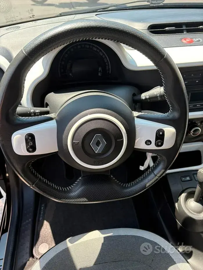 Usata Renault Twingo 69 CV (50 kW) 2018 Nero Utilitaria