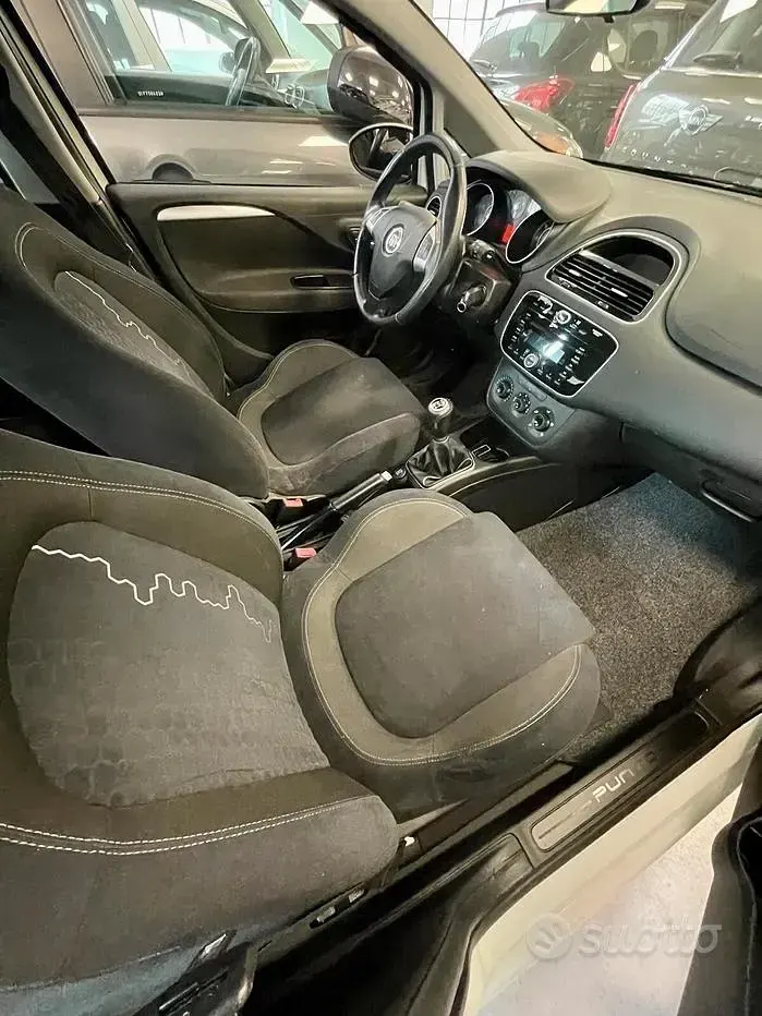 Usata Fiat Grande Punto 95 CV (69 kW) 2016 Bianco Utilitaria