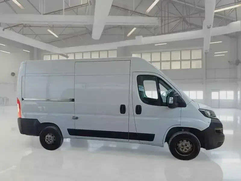 Usata Peugeot Boxer S 140 CV (102 kW) 2024 Furgone