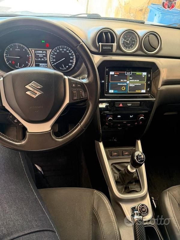 Usata Suzuki Vitara 120 CV (88 kW) 2015 Bianco SUV