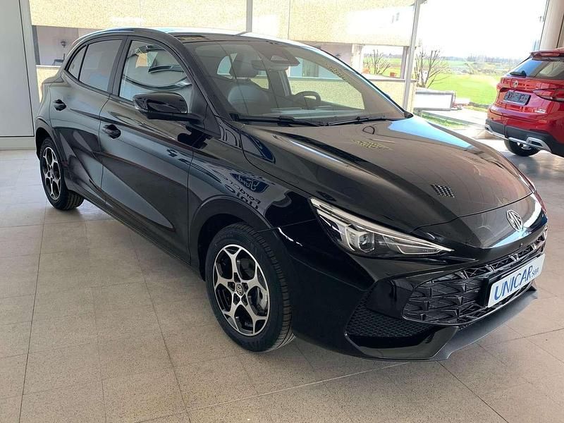 Nuova MG MG3 Luxury 197 CV (144 kW) 2025 Nero Utilitaria