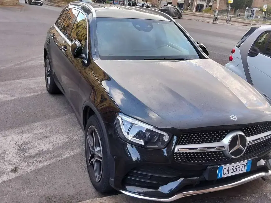 Usata Mercedes GLC220 Premium 194 CV (142 kW) 2020 Nero SUV