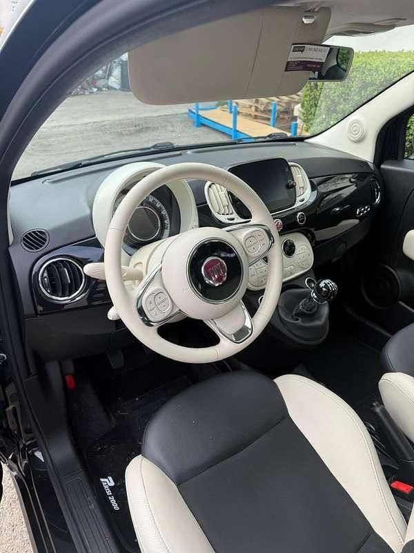 Begagnad Fiat 500e Dolcevita 69 kW (95 HK) 2023 Svart Sedan