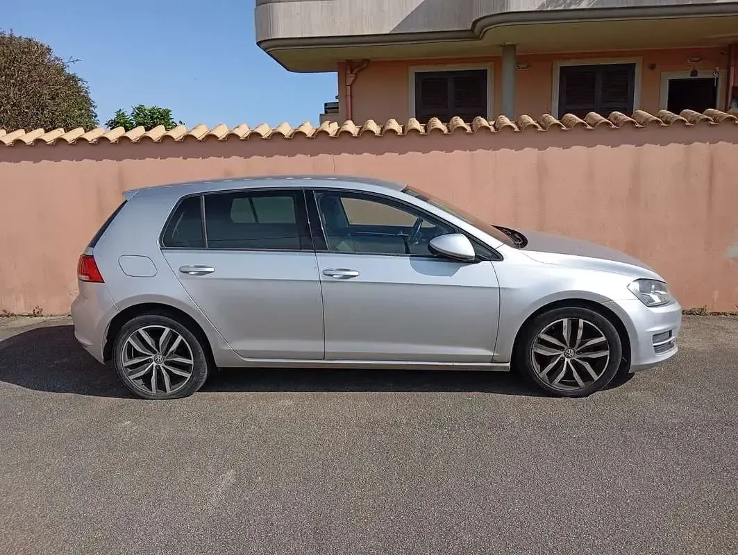 Usata VW Golf VII Comfortline 105 CV (77 kW) 2013 Berlina