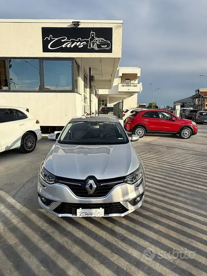 Usata Renault Mégane III Bose Edition 110 CV (80 kW) 2016 Grigio Berlina