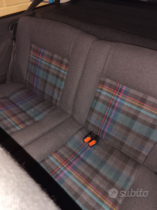 Usata VW Polo 45 CV (33 kW) 1994 Nero Station wagon