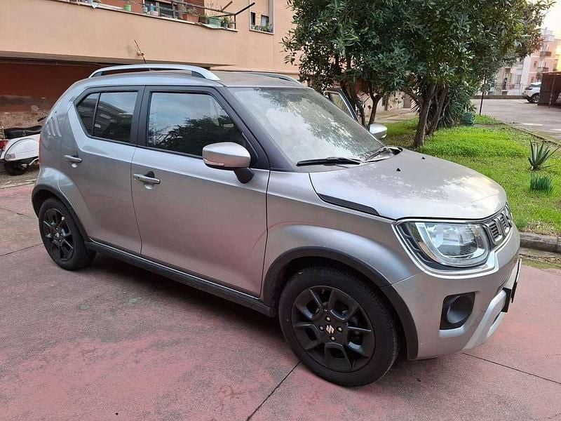 Usata Suzuki Ignis 83 CV (61 kW) 2023 Argento Utilitaria