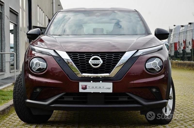 Usata Nissan Juke N-Connecta 117 CV (86 kW) 2020 Rosso SUV